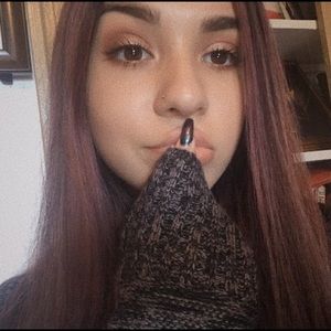 Meet your Posher, Crista